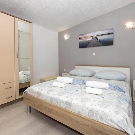 One-bedroom In Suhi Potok-jesenice