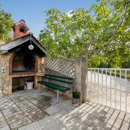 One-bedroom In Suhi Potok-jesenice Ferienhaus *